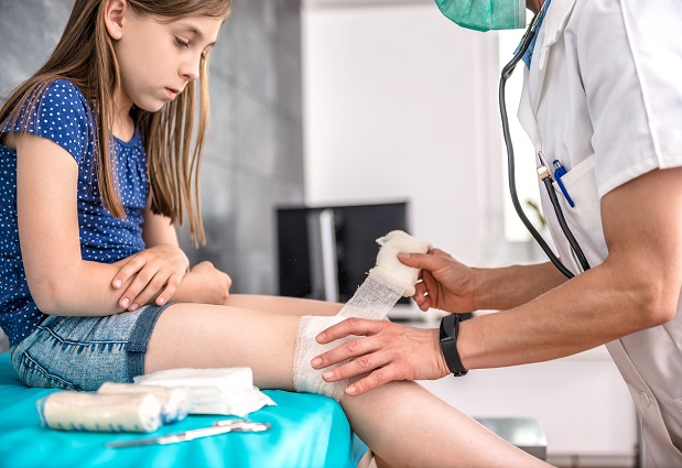 Atención a contusiones simples y/o heridas